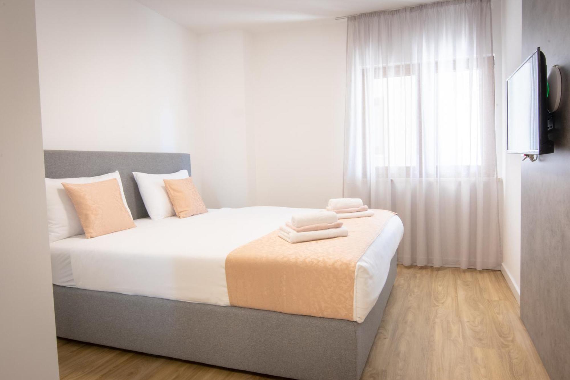 Bed & Breakfast Portun In The Center Baska Voda Exterior photo