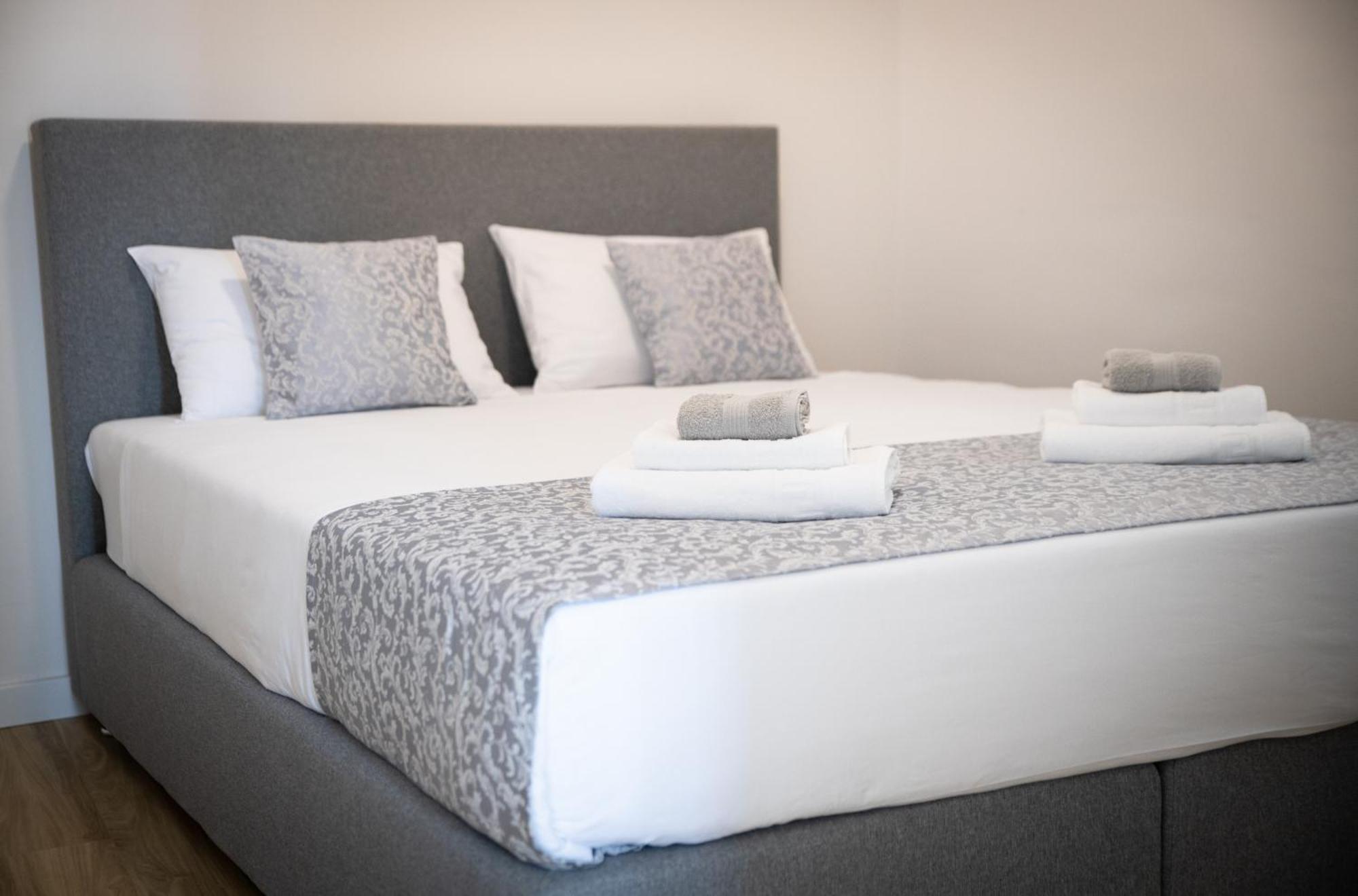 Bed & Breakfast Portun In The Center Baska Voda Exterior photo