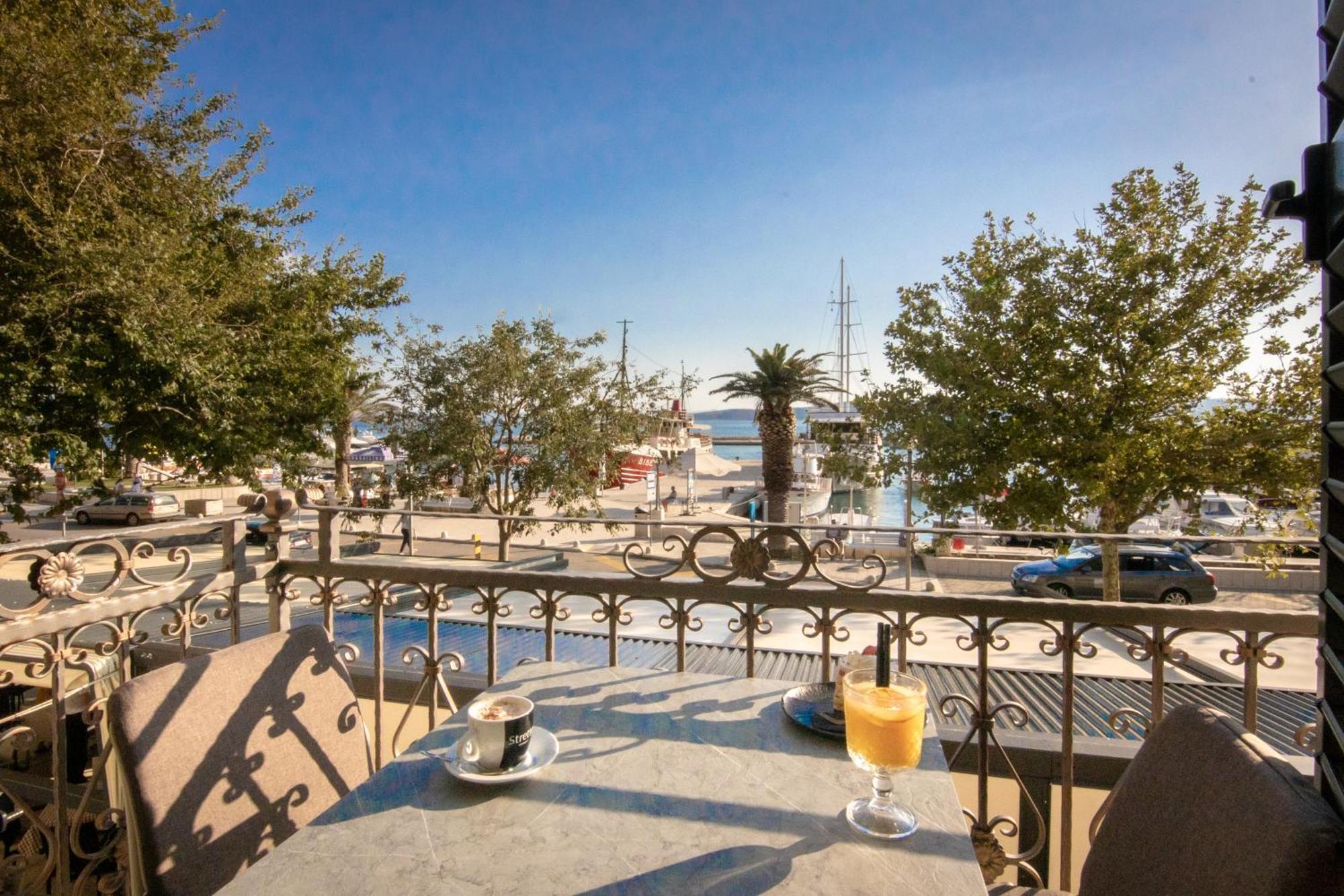 Bed & Breakfast Portun In The Center Baska Voda Exterior photo