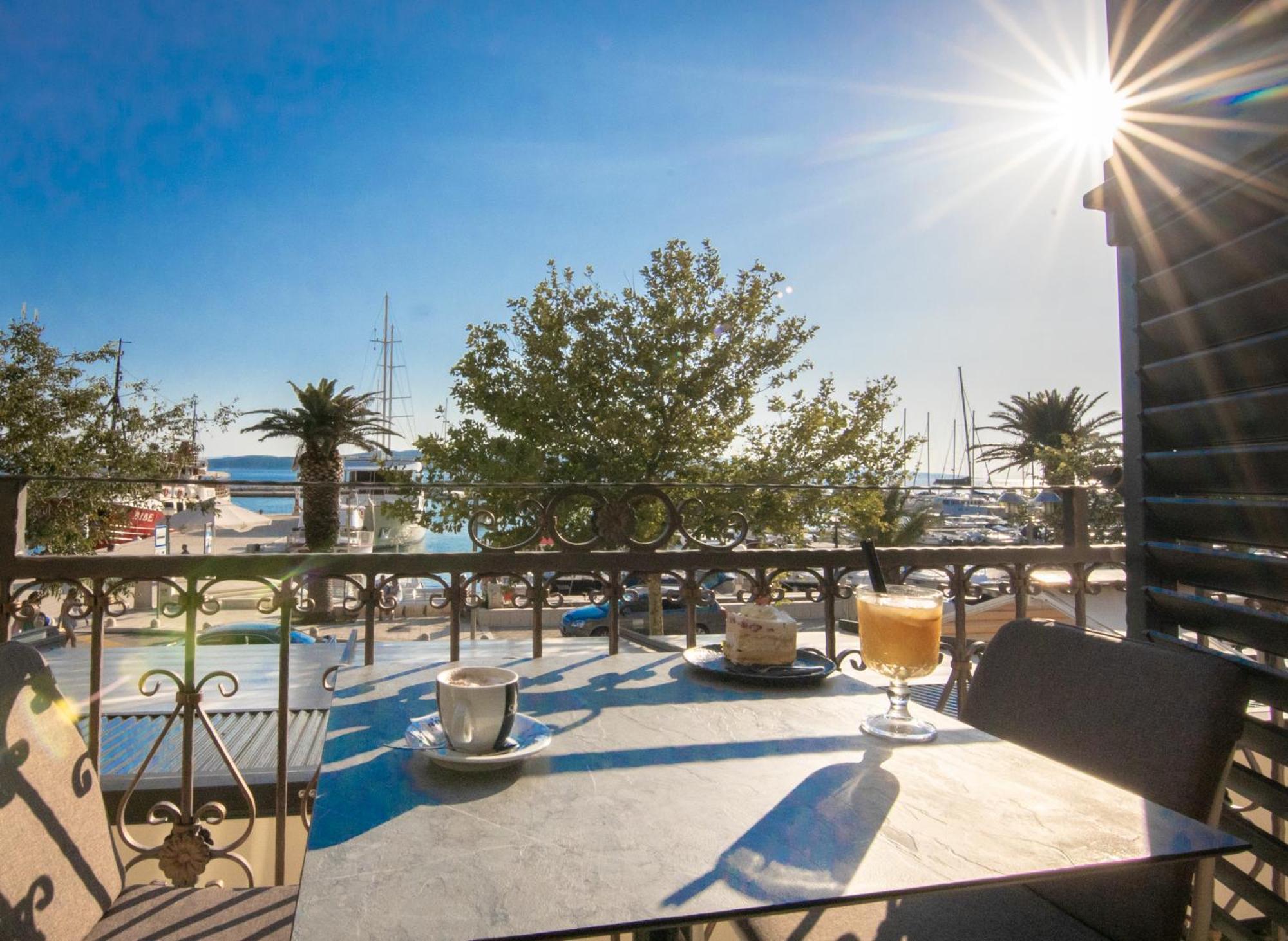 Bed & Breakfast Portun In The Center Baska Voda Exterior photo